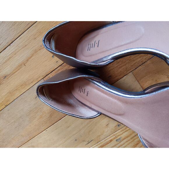 J.JILL Metallic Gold D'Orsay Pointed Flats Career Capsule Minimalist Size 8 - Picture 5 of 6